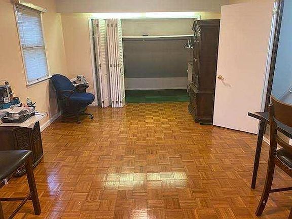 4th image of 1614 Falmouth Ave #2