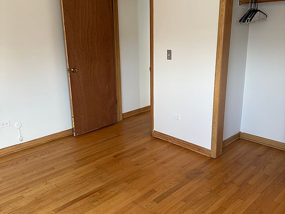 3rd image of 7458 W Belmont Ave