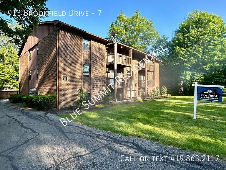 913 Brookfield Dr #7 — Photo 11