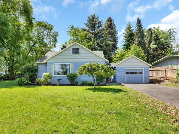 203 NE 107th St, Vancouver, WA 98685