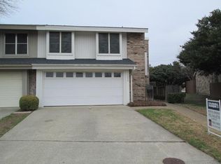 1830 Lakecrest Cir, Carrollton, TX 75006