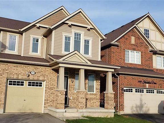 3rd image of 989 Farmstead Dr