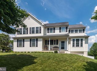4450 Mountain Laurel Cir, Collegeville, PA 19426