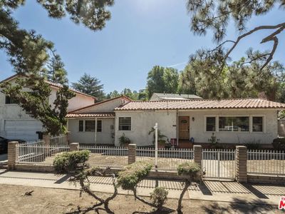 2270 Silver Lake Blvd, Los Angeles, CA, 90039