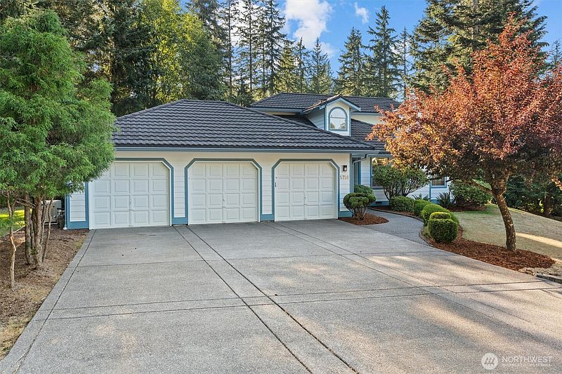2nd image of 5750 Troon Avenue SW