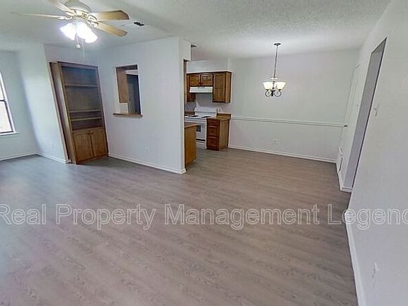 3rd image of 4741_4743 Merida Ave #4743