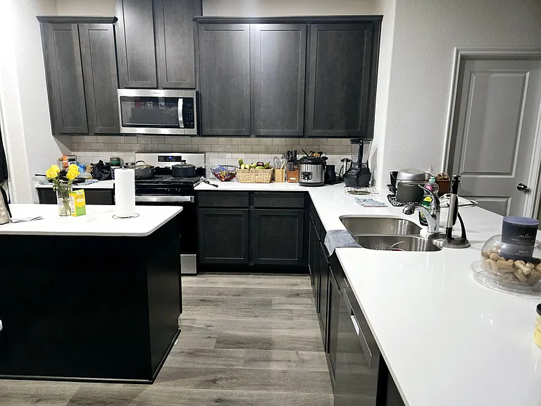 Amarillo Ln — Photo 6