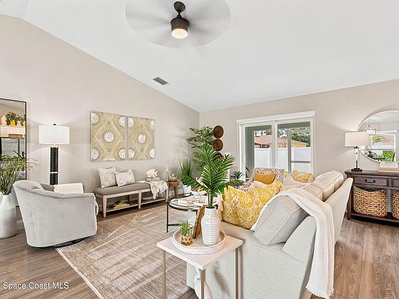 5th image of 1224 Captiva Island Cir SW