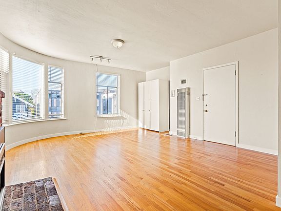 3rd image of 376 Staten Ave #7