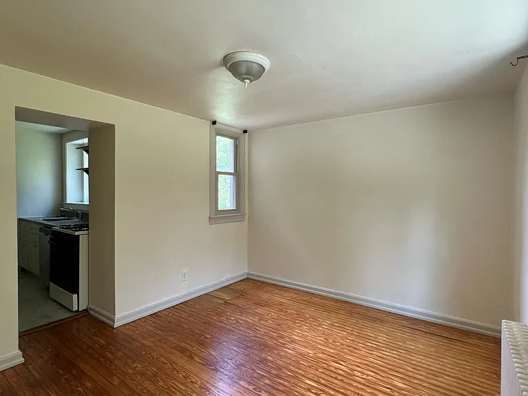 501 W Chelten Ave #1R — Photo 14