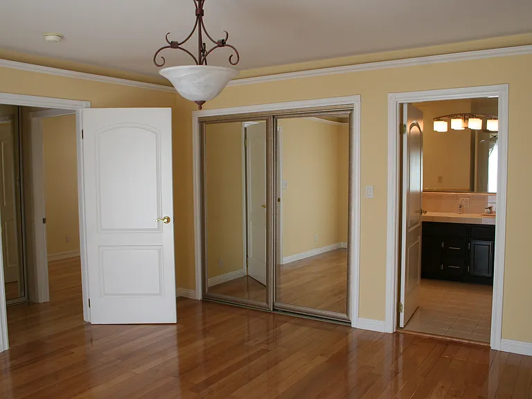 6037 Comey Ave #6037 — Photo 18