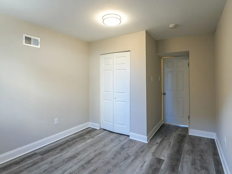 1335 S 8th St — Photo 27