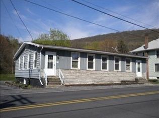 231 Tremont Rd, Pine Grove, PA 17963