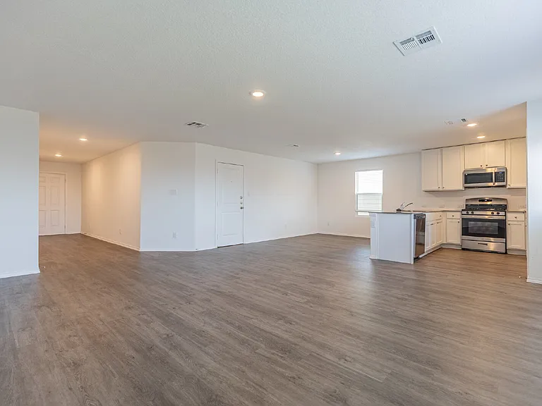 5319 Hornbeck Hts — Photo 5