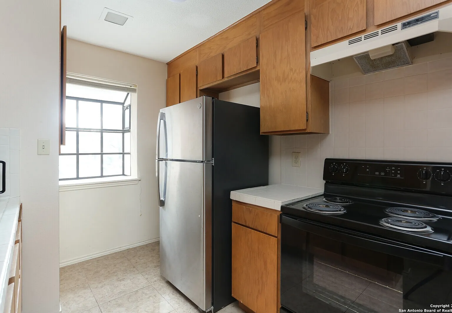 11815 Vance Jackson Rd — Photo 3