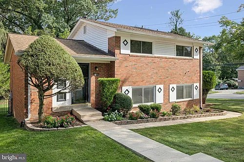 9801 Arbor Hill Dr Photo 1