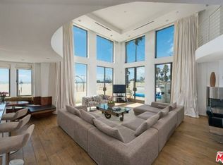 11 Marine Ter UNIT 2, Santa Monica, CA 90401