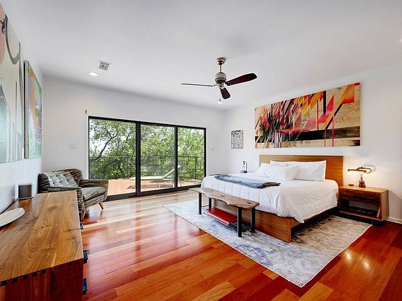 3rd image of 6002 Mountain Villa Dr