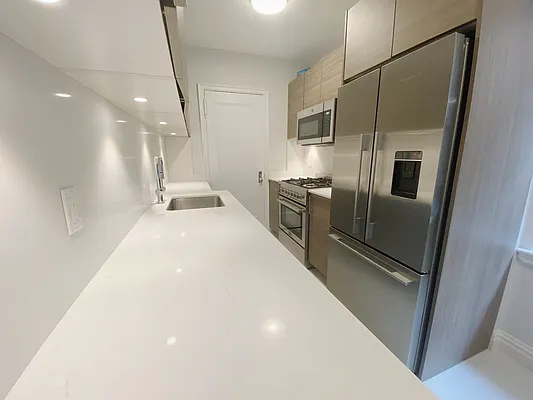 Rented by Stonehenge NYC LLC | media 3