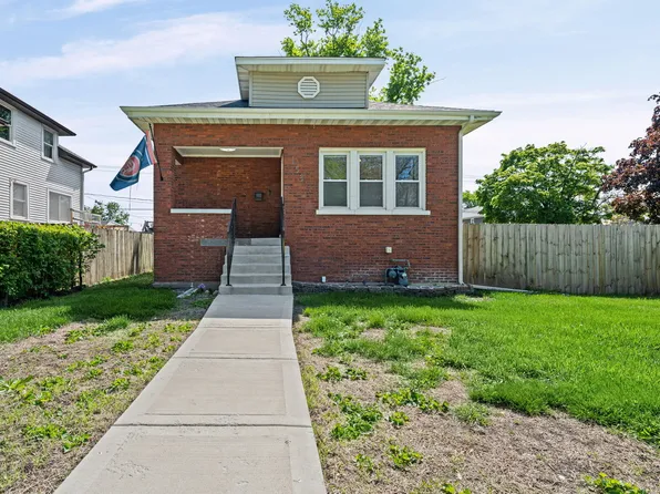 153 S 13th Ave, Maywood, IL 60153