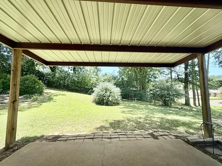 1320 Baylor Dr — Photo 22