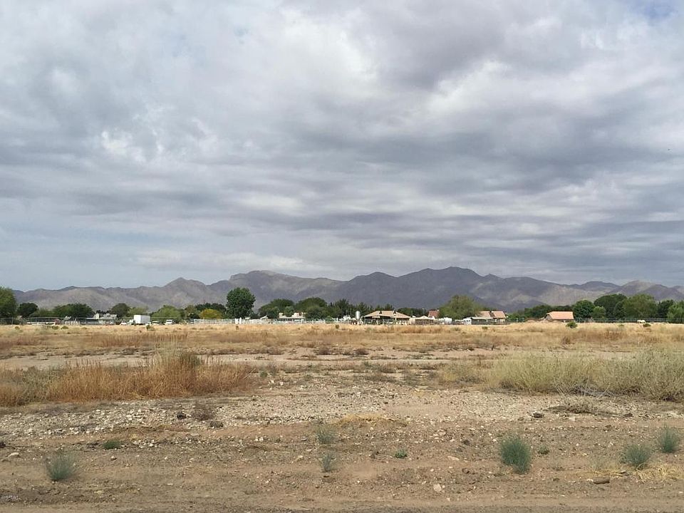 2nd image of 78xx N Cotton Lane