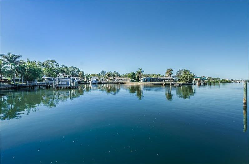 1st image of 4012 McKay Creek Dr