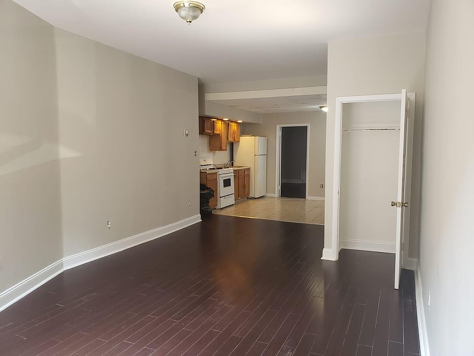 1st image of 2232 S 15th St #1