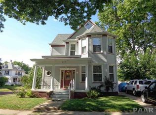 617 Hillyer St, Pekin, IL