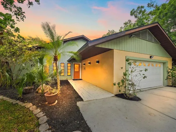 3246 Maiden Ln, Sarasota, FL 34231