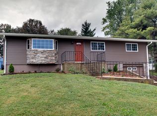 306 E Edwards St, Payson, IL 62360