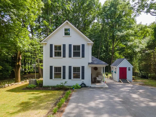 74 Kensington Road, Hampton Falls, NH 03844