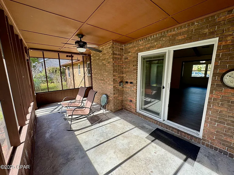 6210 Imperial Dr — Photo 37