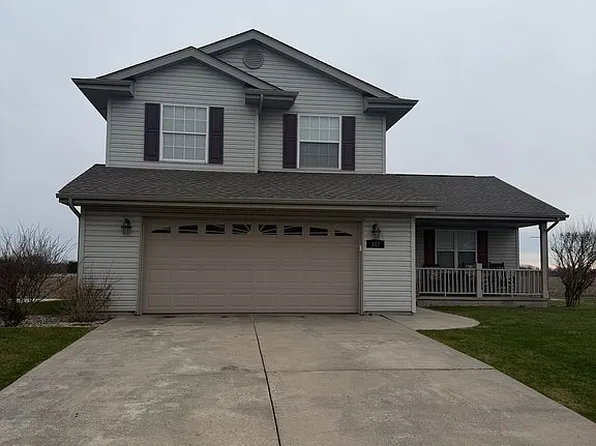 307 Marsh Hawk Dr, Le Roy, IL 61752