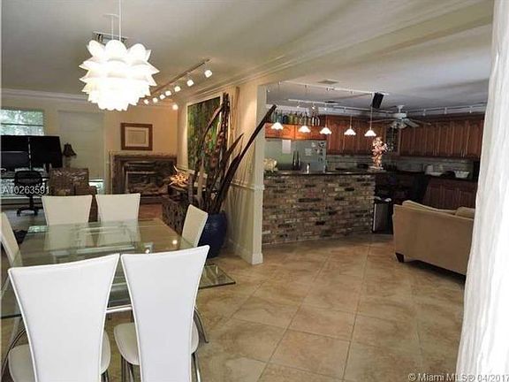 4th image of 17405 SW 84th Ave