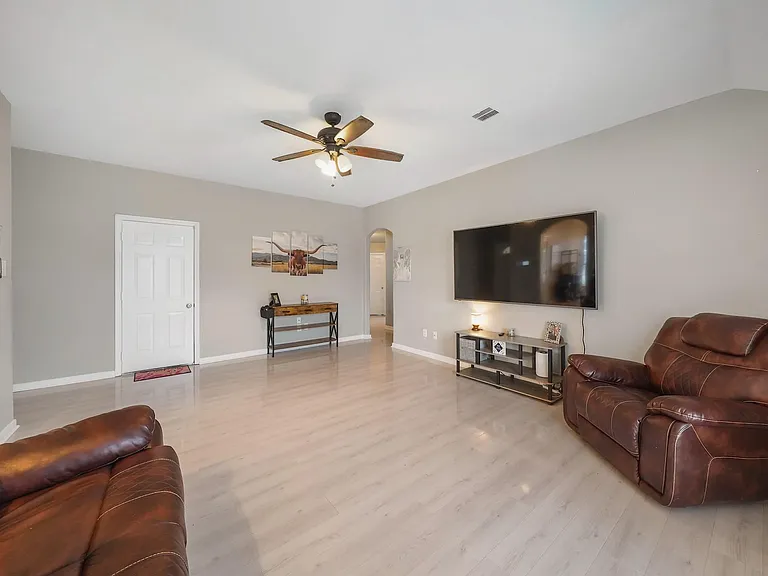4006 Raspberry Ct — Photo 7