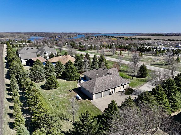 2nd image of 58 Valhalla Rd