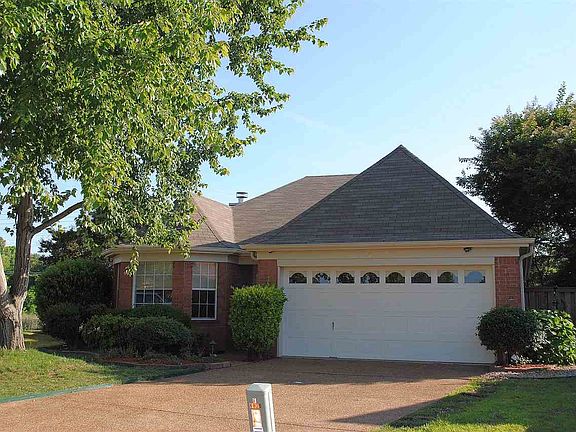 2nd image of 8816 Fletchers Fork Ct