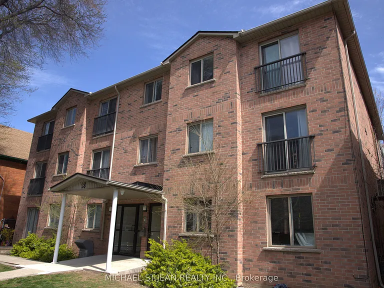 28 Victoria Ave N #314 — Photo 1