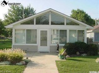 5848 E Twin Beach Rd, Pt Clinton, OH 43452