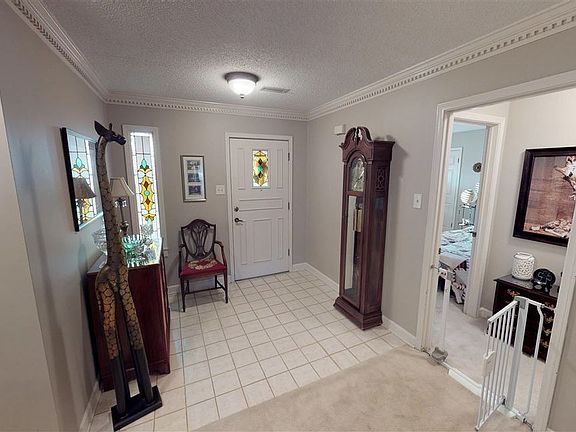 3rd image of 3130 Edgeworth Ln
