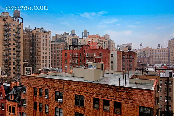 Sold by Corcoran | media 17