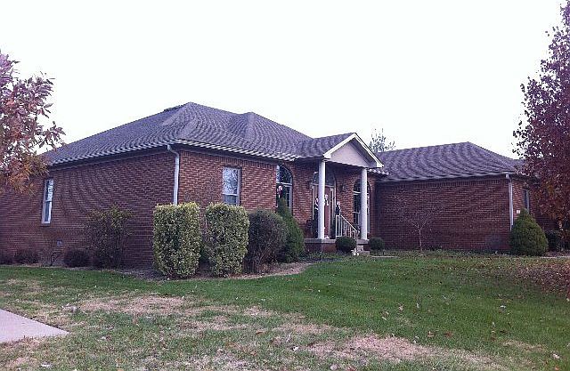1st image of 118 General Nelson Dr