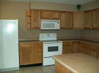 1104 4th St E, South Point, OH 45680
