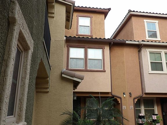 3rd image of 1616 N 77th Gln