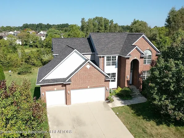 16880 Black Walnut Ln, East Lansing, MI 48823