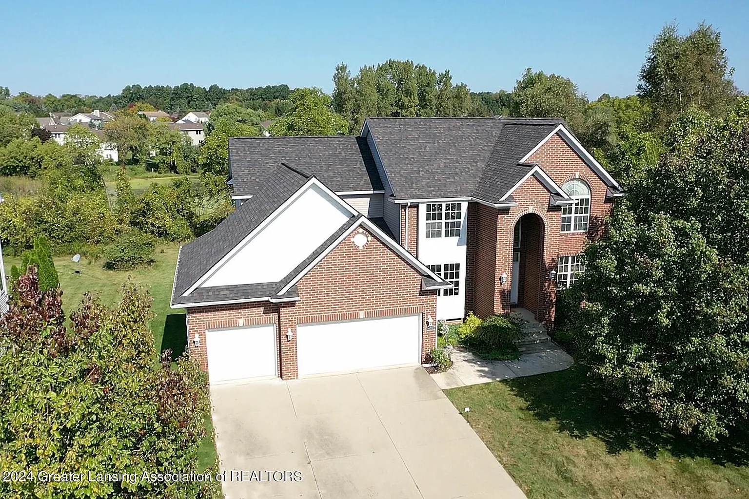 16880 Black Walnut Ln photo 1