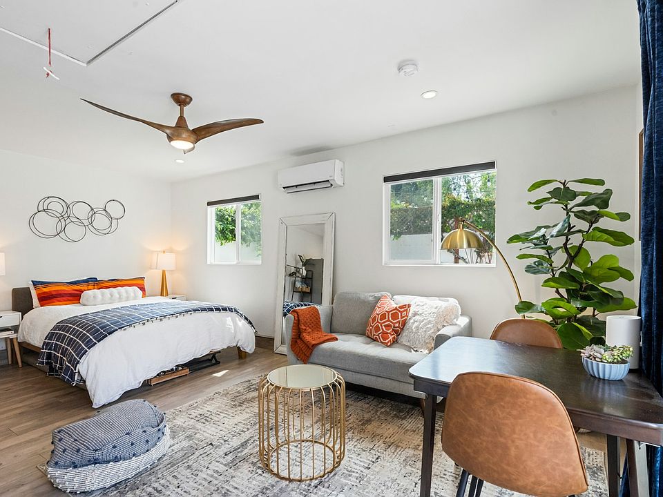 Bright, open, and move-in ready this all-in-one space has everything you need: a comfy bed, cozy couch, workspace, and lots of natural light. Just unpack and settle in.