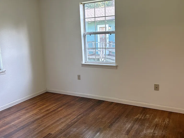 416 S Cleveland St — Photo 5