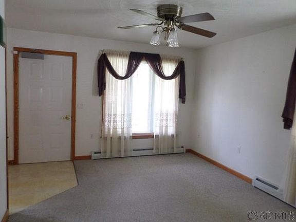 2nd image of 3673 Admiral Peary Hwy